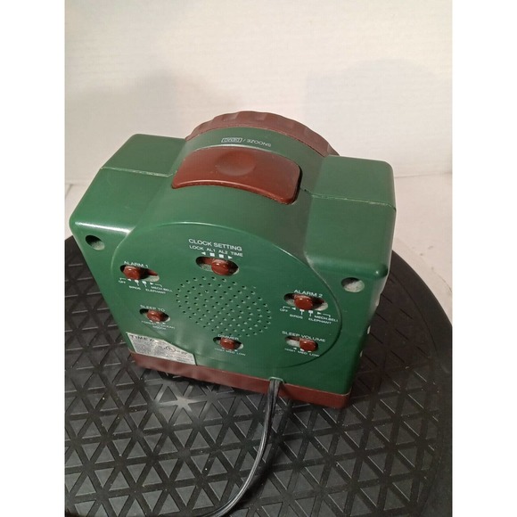 VintageTimex Expedition Green Brown Easy Set Alarm Clock Multi Sound Model T155Q - Picture 6 of 10